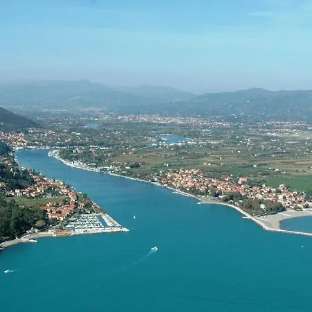 Apartment Bocca Di Magra *
